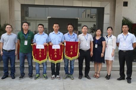 努力拼搏，打造最強執(zhí)行力團隊——記棟方軍訓匯演